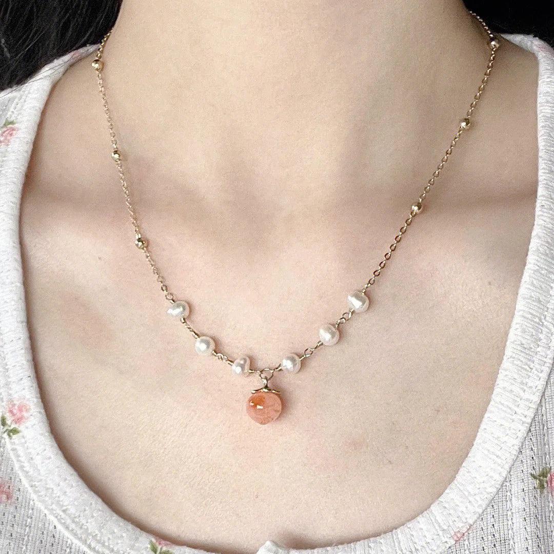 Retro Elegance Pearl Chain Necklace For Women Fashion Rose Flower Necklace Gold Color Choker Butterfly Clavicle Chain Jewelry